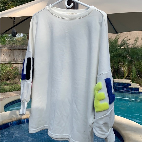 Zara Balloon Sleeve sweater - Picture 2 of 4